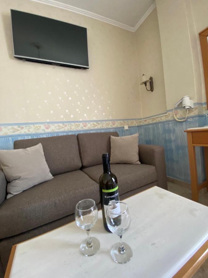 Arma Faliro Apartments Athena Bagian luar foto
