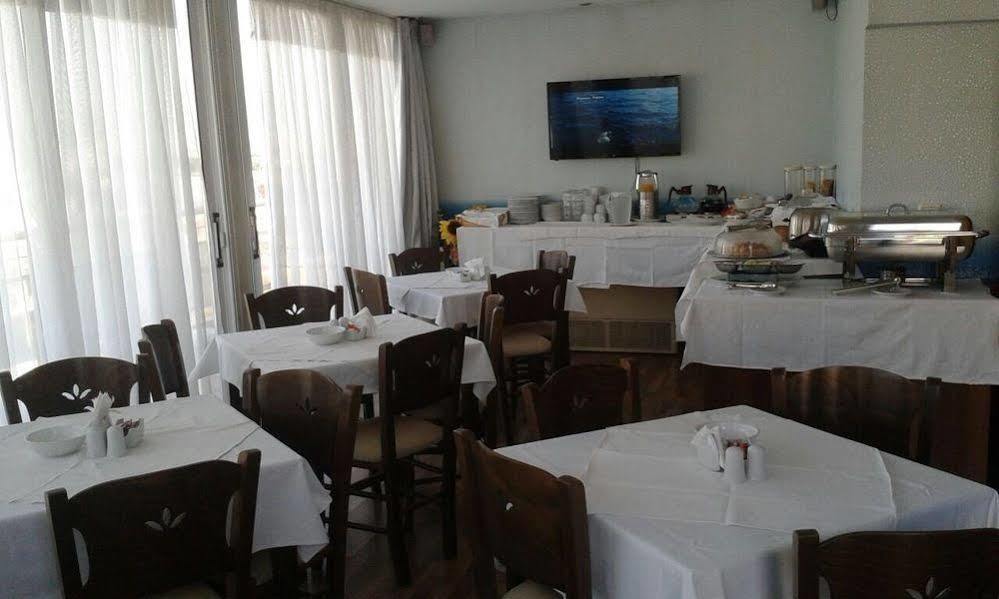 Arma Faliro Apartments Athena Bagian luar foto
